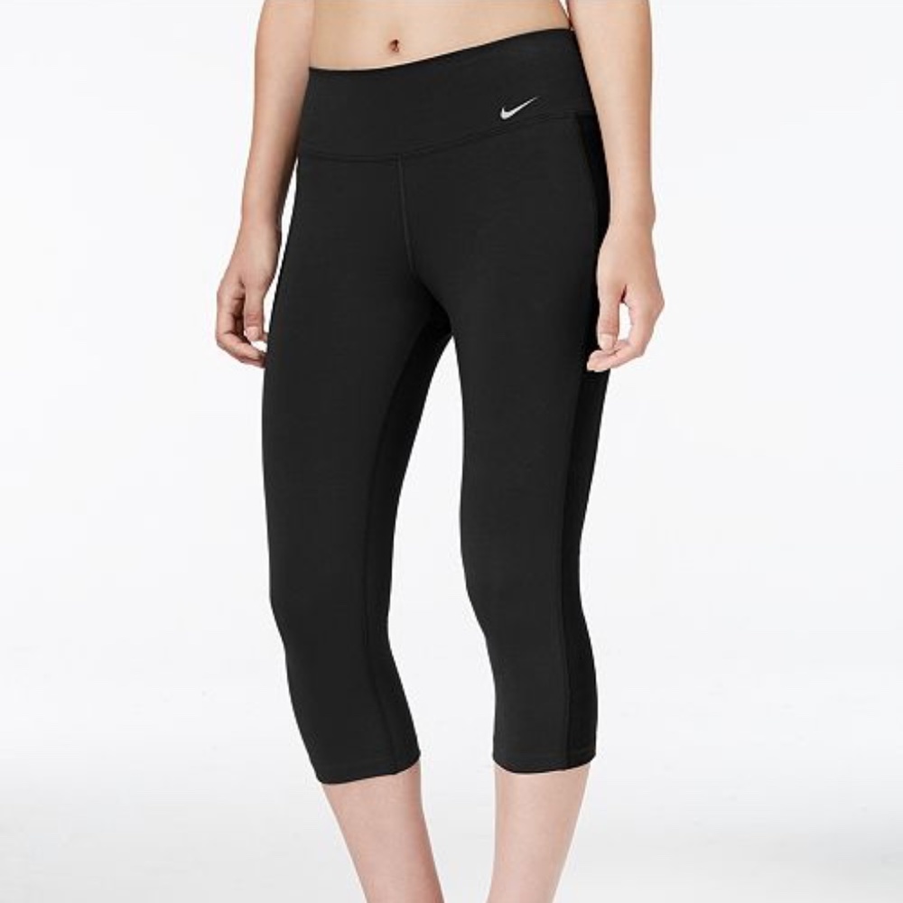 Nike Capri Dri-Fit Black Leggings